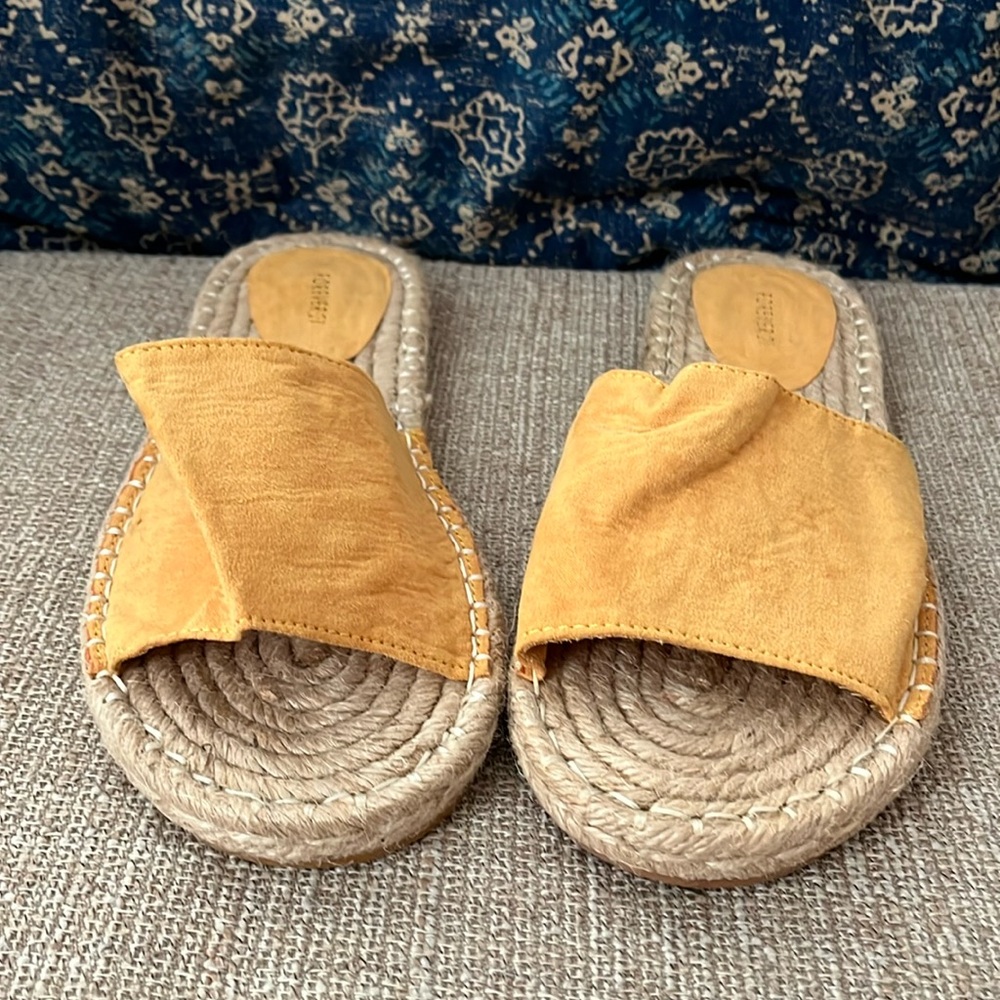Forever 21 yellow sandals, size 7 brand new